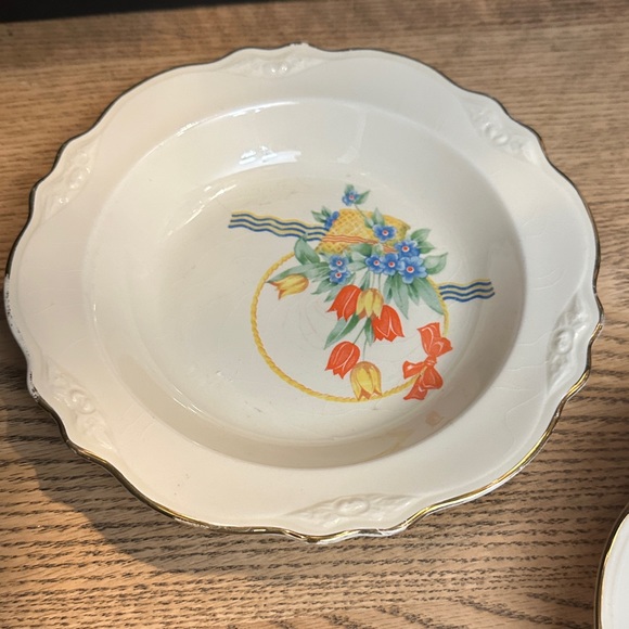 Homer Laughlin Virginia Rose bowls (2) see pics E45 N8 E44 N8 - Picture 2 of 9